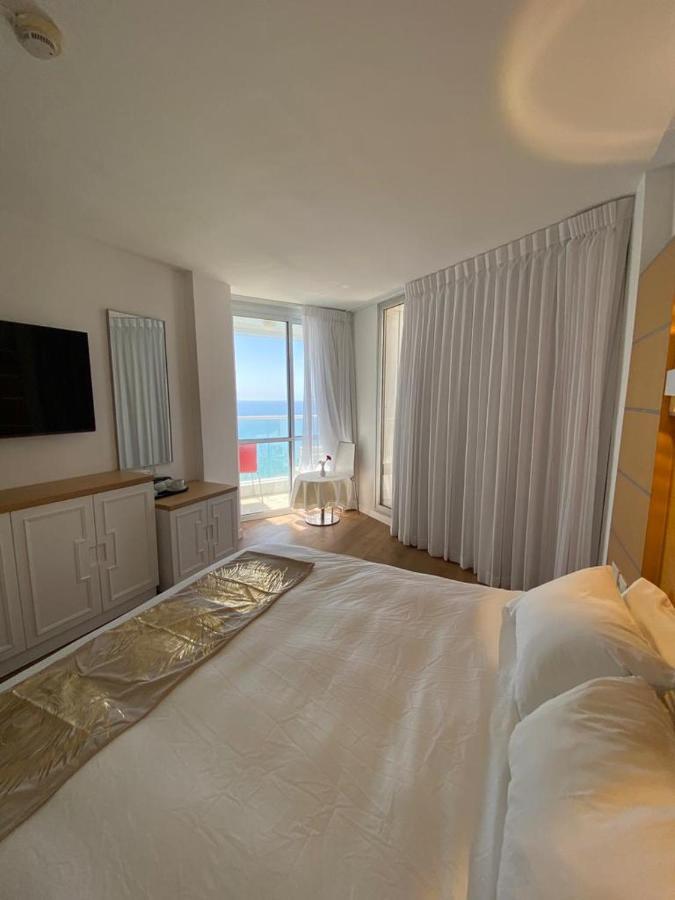 King Solomon Hotel Нетания Екстериор снимка