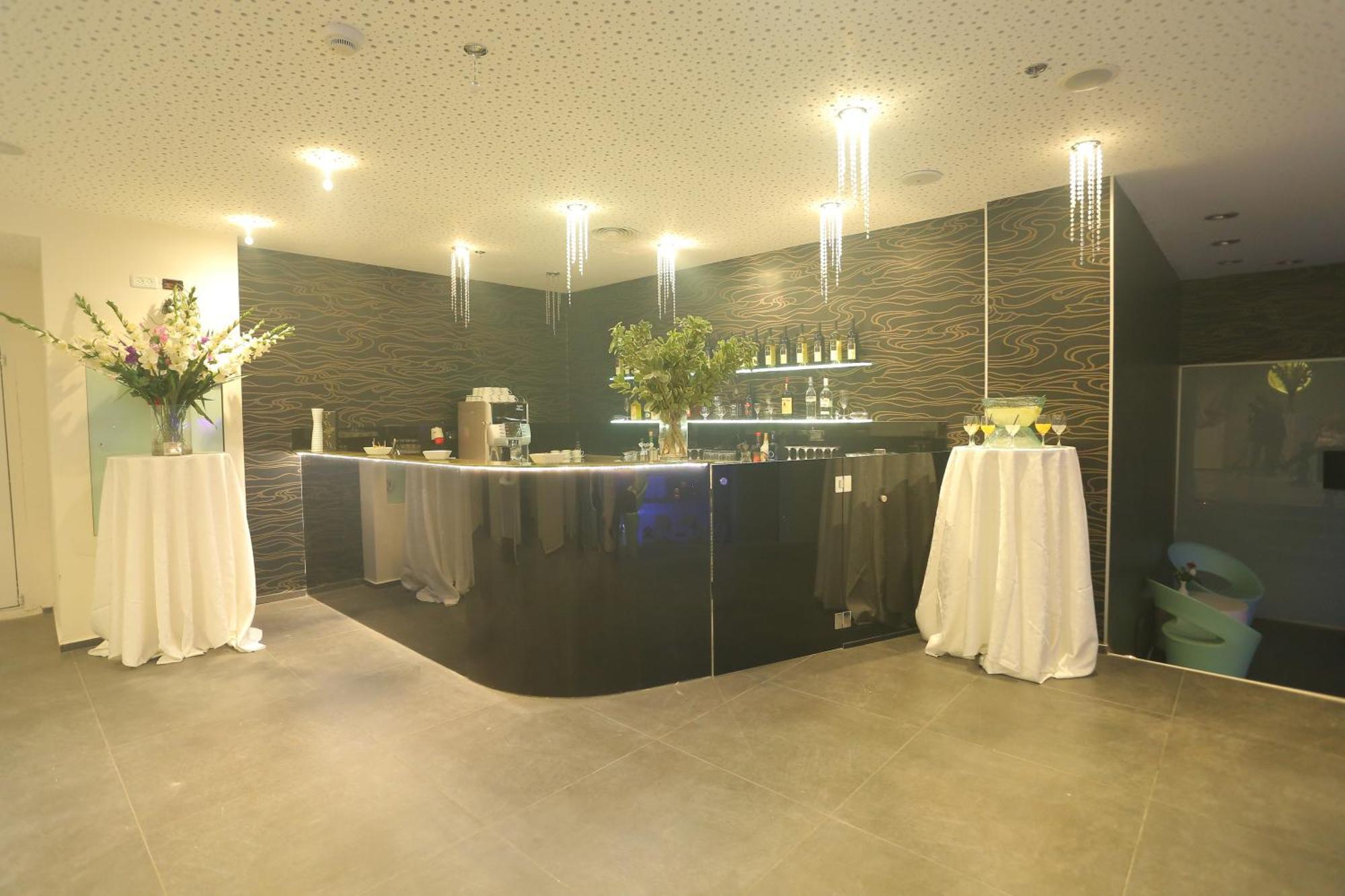 King Solomon Hotel Нетания Екстериор снимка