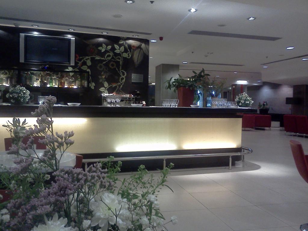 King Solomon Hotel Нетания Екстериор снимка